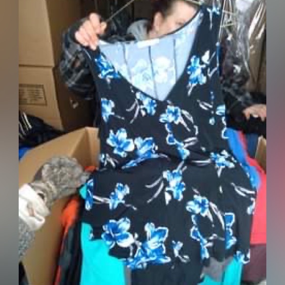 Flower shirt - Picture 1 of 1